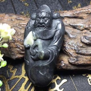 新疆和田玉青花籽料,钟馗