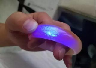 揭秘:紫光灯不仅可以检验钞票,更可以检验和田玉!